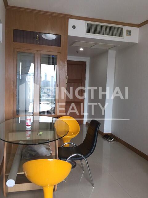 For RENT : Supalai Place / 2 Bedroom / 2 Bathrooms / 81 sqm / 35000 THB [3940862]