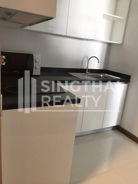 For RENT : Le Cote Thonglor 8 / 2 Bedroom / 2 Bathrooms / 57 sqm / 35000 THB [3898538]