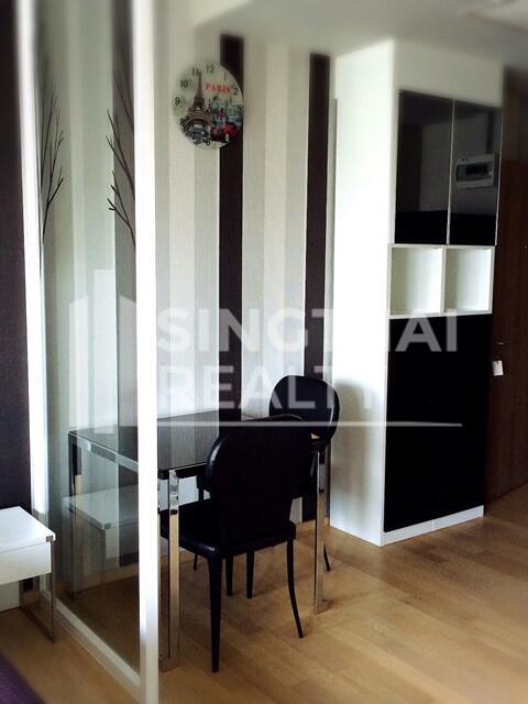 For RENT : Noble Refine / 1 Bedroom / 1 Bathrooms / 33 sqm / 35000 THB [3896540]