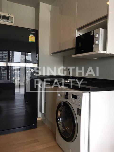 For RENT : Noble Refine / 1 Bedroom / 1 Bathrooms / 33 sqm / 35000 THB [3896540]