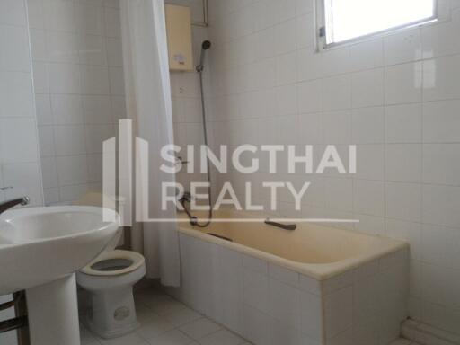 For RENT : Siam Court Apartment / 2 Bedroom / 2 Bathrooms / 151 sqm / 35000 THB [3968756]