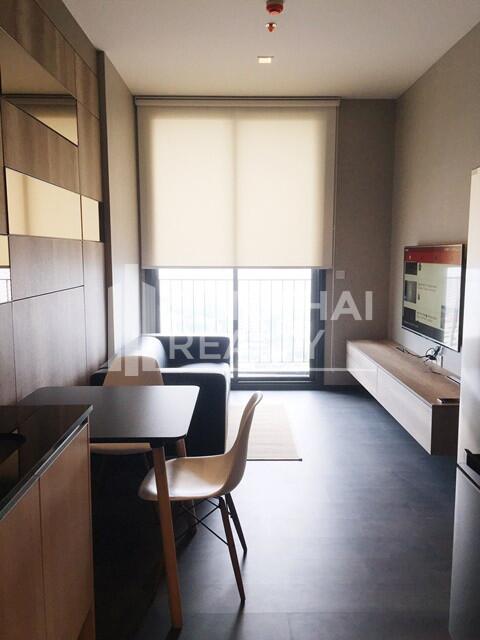 For RENT : Edge Sukhumvit 23 / 1 Bedroom / 1 Bathrooms / 35 sqm / 35000 THB [4286759]