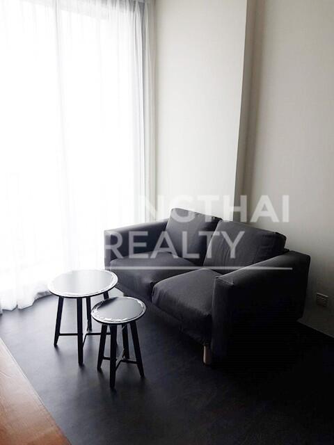 For RENT : Edge Sukhumvit 23 / 1 Bedroom / 1 Bathrooms / 34 sqm / 35000 THB [4457033]