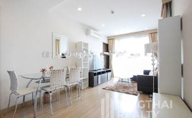 For RENT : Sky Walk Condominium / 1 Bedroom / 1 Bathrooms / 56 sqm / 35000 THB [5836094]