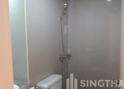 For RENT : The Royal Place 2 / 2 Bedroom / 2 Bathrooms / 94 sqm / 35000 THB [6140657]