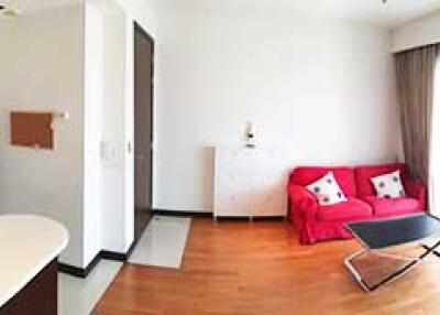 For RENT : The Lofts Yennakart / 2 Bedroom / 2 Bathrooms / 84 sqm / 45000 THB [6535536]