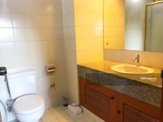 For RENT : Top View Tower / 2 Bedroom / 2 Bathrooms / 97 sqm / 35000 THB [6783927]