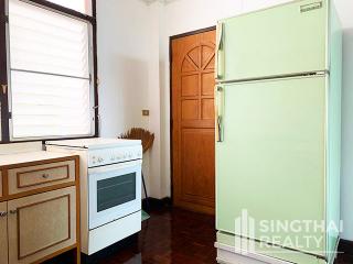 For RENT : Aree Mansion / 3 Bedroom / 2 Bathrooms / 181 sqm / 35000 THB [7592931]