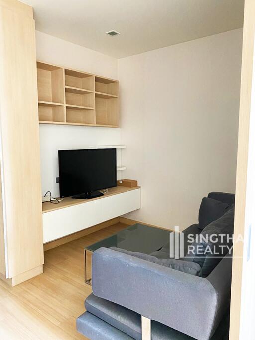 For RENT : Sky Walk Condominium / 1 Bedroom / 1 Bathrooms / 41 sqm / 35000 THB [8259293]