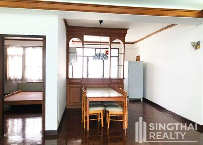 For RENT : Aree Mansion / 3 Bedroom / 3 Bathrooms / 181 sqm / 35000 THB [8280925]