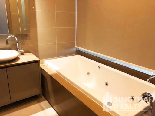 For RENT : M Silom / 1 Bedroom / 1 Bathrooms / 53 sqm / 35000 THB [8565096]