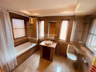 For RENT : SAWIT SUITES / 2 Bedroom / 2 Bathrooms / 130 sqm / 35000 THB [9584358]