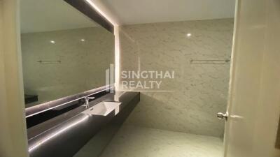 For RENT : State Tower / 1 Bedroom / 1 Bathrooms / 69 sqm / 35000 THB [9815521]