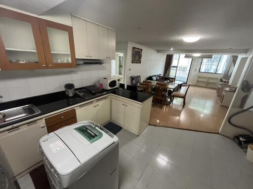 For RENT : Supalai Place / 2 Bedroom / 2 Bathrooms / 118 sqm / 35000 THB [9822196]