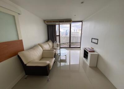 For RENT : Supalai Place / 3 Bedroom / 2 Bathrooms / 133 sqm / 35000 THB [9822364]