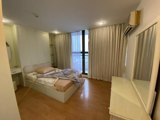 For RENT : Supalai Place / 2 Bedroom / 2 Bathrooms / 122 sqm / 35000 THB [9822434]