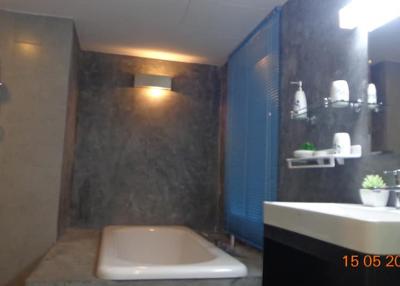 1 ห้องนอน, 1 ห้องน้ำ คอนโด ราคา ฿ 3,500,000