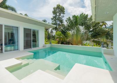 Modern 4 Bedroom pool villa with studio in Lamai - Great Value!