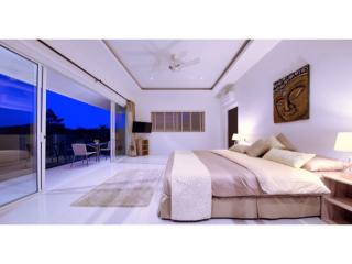 Sea View Modern Balinese Luxury Villa with 6 Bedrooms in Mae Nam for Sale