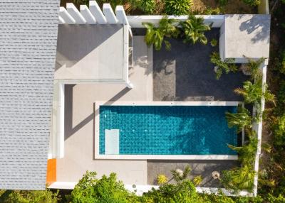 Modern style 3 bedroom pool villa in central location of Bophut.