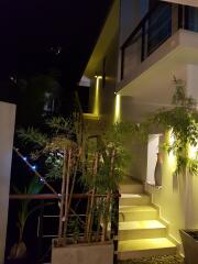 Modern Sea View Guesthouse/ Hotel with 6 rooms in Chaweng Noi