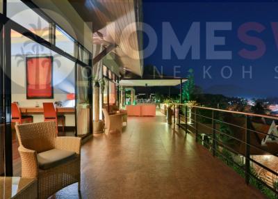 Amazing modern private Sea View Entertainment 4 bedroom villa in central Lamai
