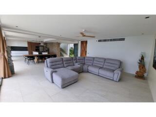 Sea View Luxury brand new 3 bedroom pool villa with garden in best area of Samui