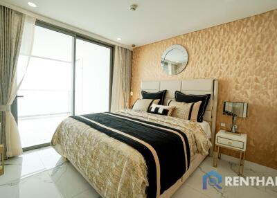 Copacabana Luxury Beachfront Condo for sale 2Bed 2Bath front view.