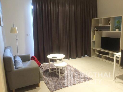 For RENT : The Lofts Ekkamai / 1 Bedroom / 1 Bathrooms / 46 sqm / 38000 THB [4975925]