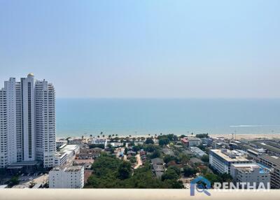 Live Luxury in Pattaya at The Riviera Jomtien!