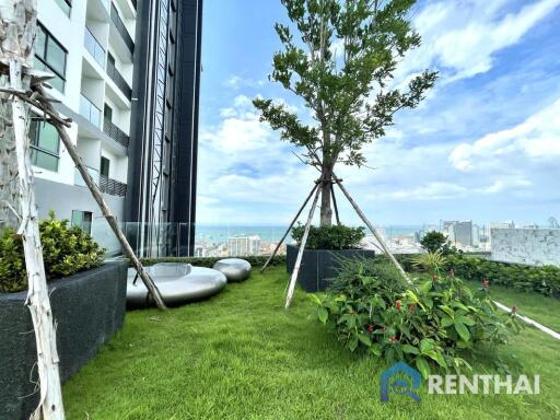 For sale condo 2 bedrooms at Arcadia Millennium Tower