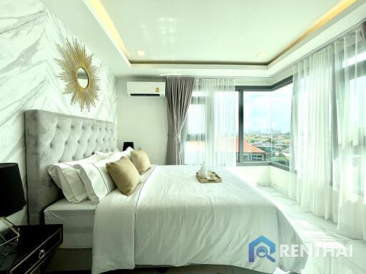 For sale condo 2 bedrooms at Arcadia Millennium Tower