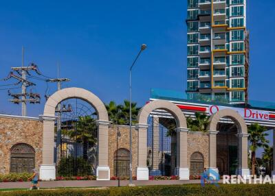 For sale condo 1 bedroom at The Riviera Ocean Drive