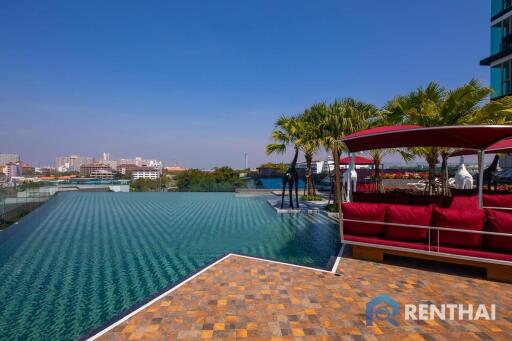 คอนโดสุดหรู ห้องแต่งครบ ใกล้หาดจอมเทียนเพียงก้าว