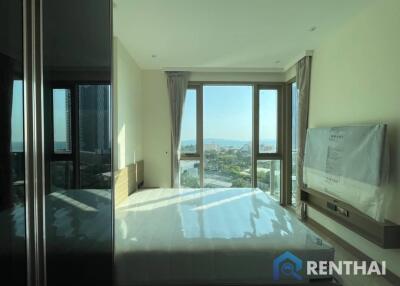 For sale condo 1 bedroom at The Riviera Ocean Drive