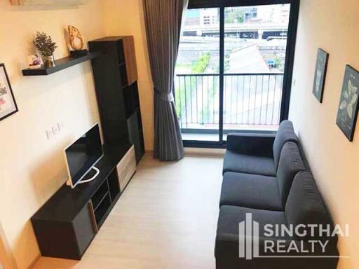 For RENT : Life Asoke / 2 Bedroom / 2 Bathrooms / 56 sqm / 38000 THB [6400094]