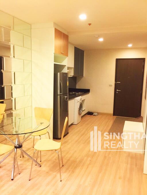 For RENT : Sky Walk Condominium / 2 Bedroom / 1 Bathrooms / 62 sqm / 38000 THB [6842095]