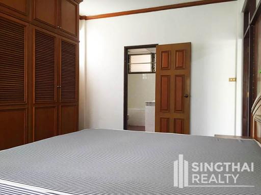 For RENT : Aree Mansion / 3 Bedroom / 2 Bathrooms / 181 sqm / 38000 THB [7295972]