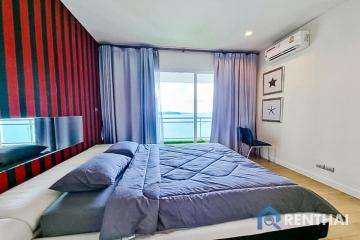 Sale with Tenant until 01.10.2024 at 25k thb a month! Luxury Beachfront condo for sale in Pattaya!