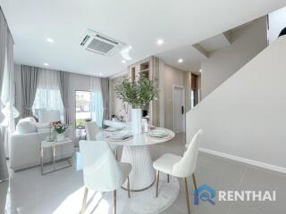 For sale 2 storey modern tropical style house in Pattaya