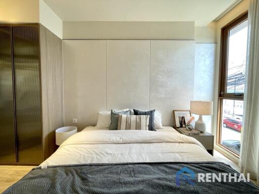 For sale condo 2 bedrooms at Arom Jomtien