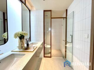 For sale condo 2 bedrooms at Arom Jomtien