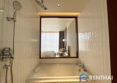 For sale condo 2 bedrooms at Arom Jomtien