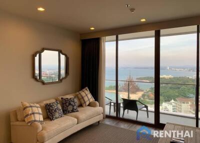 For sale Beachfront condo in  Pattaya.