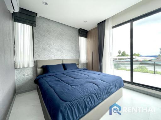 New year promotion Discount up to 1 million baht fully furnished house.