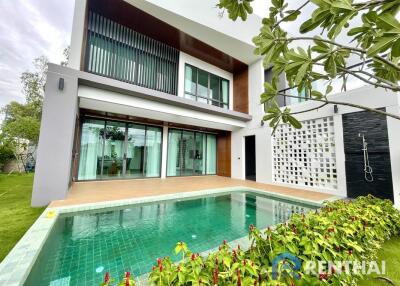 New year promotion Discount up to 1 million baht fully furnished house.