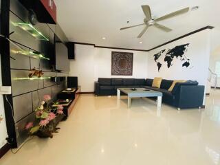 Duplex Three Bedroom Condo For Sale In Jomtien Beach Paradise