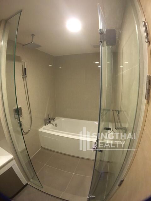 For RENT : LIV@49 / 1 Bedroom / 1 Bathrooms / 45 sqm / 38000 THB [10024652]