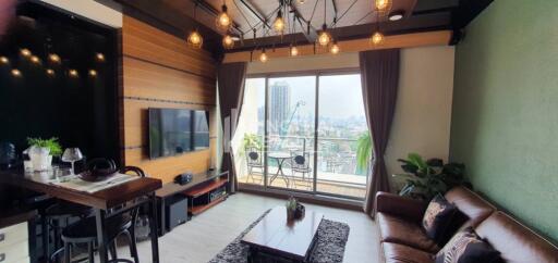 For RENT : The Lofts Ekkamai / 1 Bedroom / 1 Bathrooms / 47 sqm / 38000 THB [10265272]