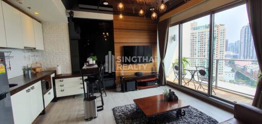 For RENT : The Lofts Ekkamai / 1 Bedroom / 1 Bathrooms / 47 sqm / 38000 THB [10265272]